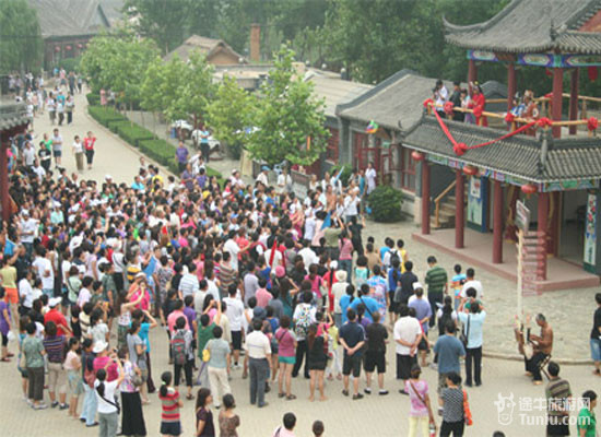 辽宁葫芦岛海鲜图片_葫芦岛地图_葫芦岛巨无霸海鲜楼