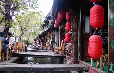 南京到[端午](昆明-大理-丽江双飞6日游)4晚挂四酒店，