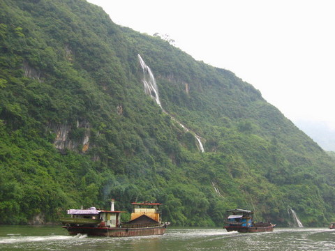 湟川三峡图片