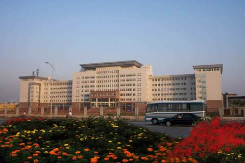 武汉理工大学图片