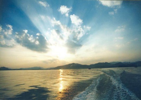 青山湖图片