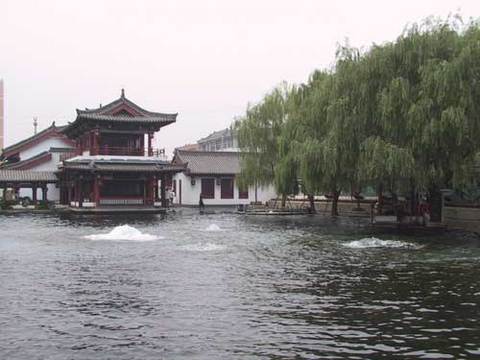 百脉泉图片