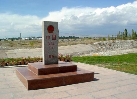 霍尔果斯口岸图片