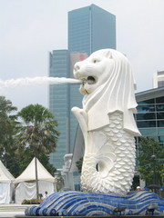 狮头鱼尾像 49245cbf020008hm[1]