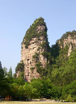 迎宾岩图片