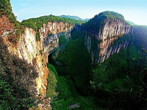 天生三桥风景区图片