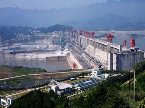 上海到(长江三峡-三峡大坝-武隆动去飞回5日)结伴游享优惠