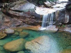 上海到(宏村-黄山温泉-翡翠谷2日团队游)周末出游，预定从