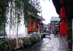 {4AFAAC9B-0411-439F-B534-3A9CB2E65AA7}