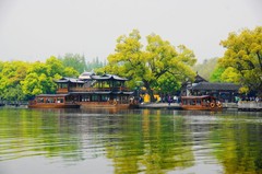 西湖之春