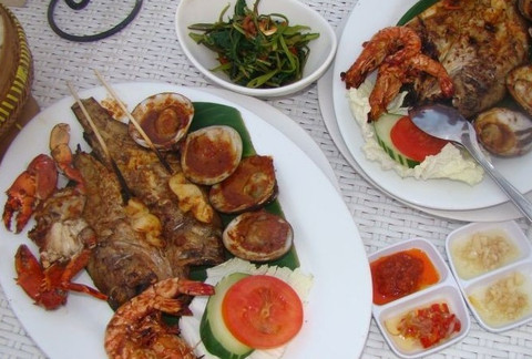 金巴兰海鲜BBQ - 巴厘岛的照片\/印度尼西亚\/亚