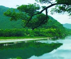 南京到(富春江-瑶琳仙境-红灯笼外婆家2日游)门票全含