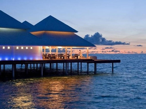 餐厅 - Diamond Thudufushi钻石泰达富士岛的照