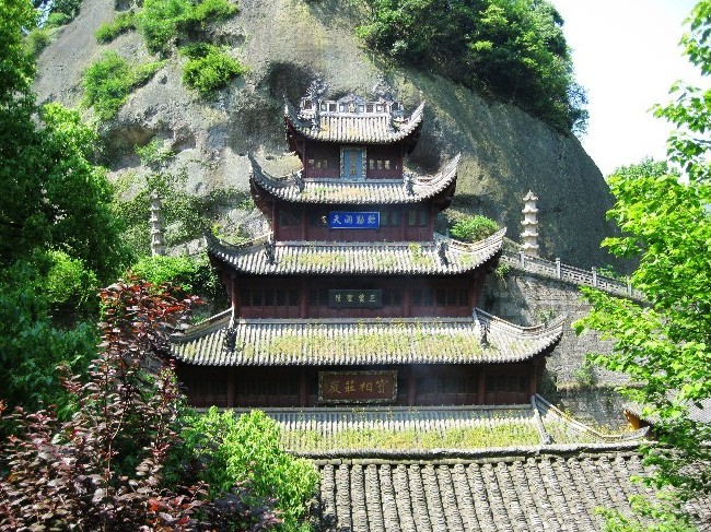 新昌大佛寺