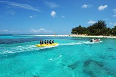 从北京飞马尼拉,在马尼拉转机大…_已解决_北