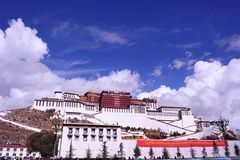 拉萨贡嘎国际机场