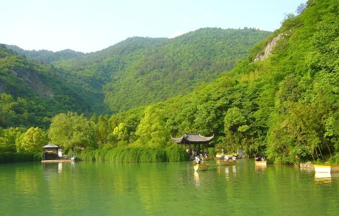  桐廬富春山水-好運島-新安江2日遊>暢遊富春江,住宿可升級