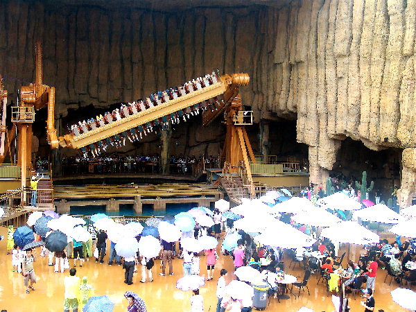  中華恐龍園1日遊>一票制,清涼水世界,瘋狂4d過山車