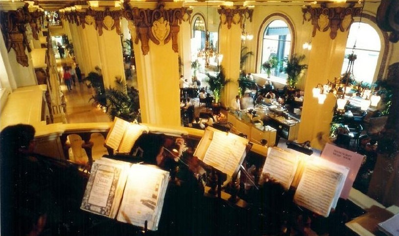 jpg,815x483,155kb,284_168香港半岛酒店4日自助游 半个世纪的奢华